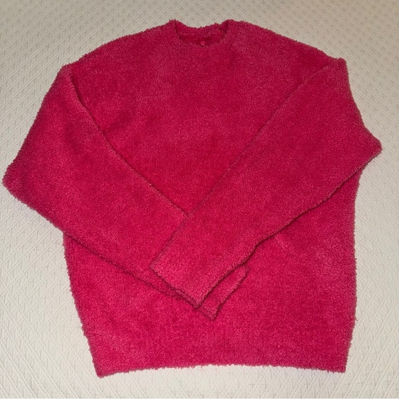 SKIMS Cozy Knit Crew & Joggers (Set) in Barbie Pink - Picture 3 of 7